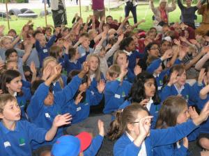 DAC 2013 P6128198 Singing 3