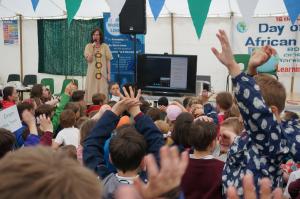 DSC07749 Hello to Bo - Skype