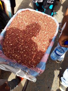 Market - ground nuts