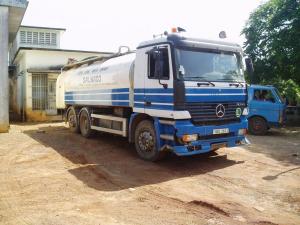 Water tanker lorry